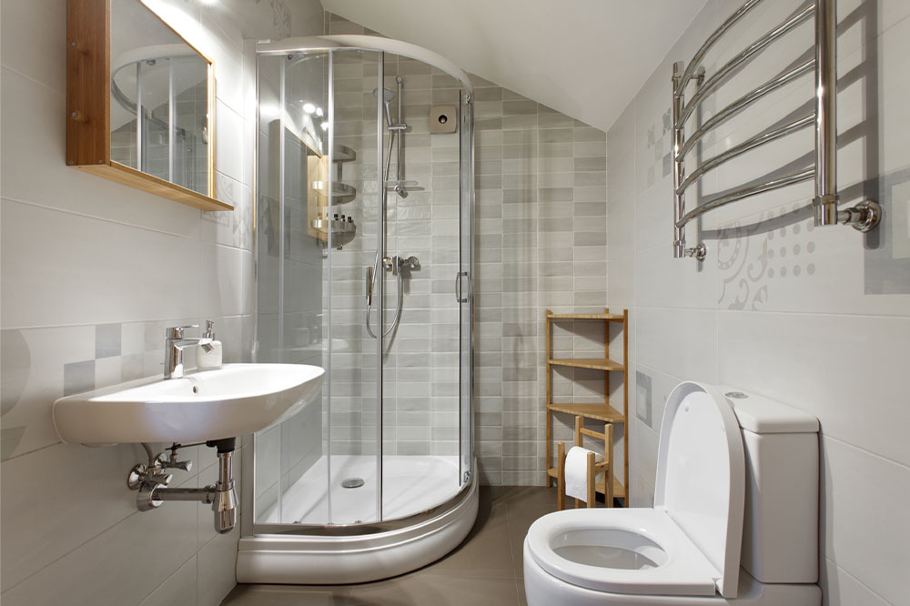 5 ways to save money when remodeling a bathroom