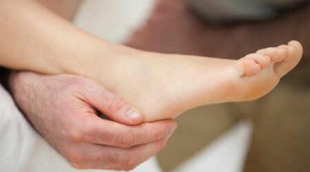 Health conditions that cause ankles to swell