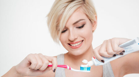 Whitening toothpaste &#8211; Features, cost, tips, and more