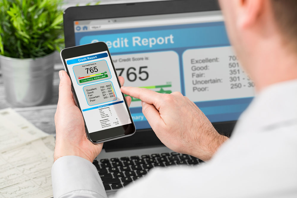 Helpful tips to rebuild credit score