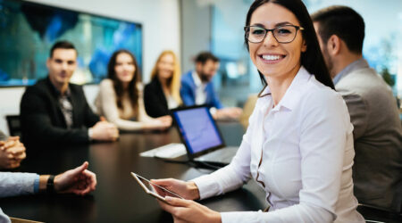 10 benefits of choosing advertising and marketing as a career