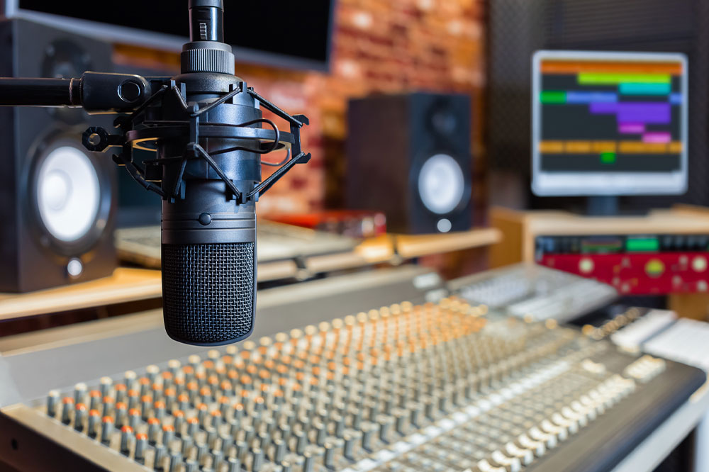 Top sound recording tools and tips for beginners