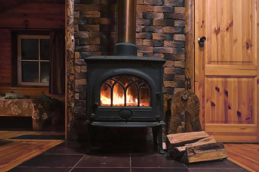 Wood stoves &#8211; Working, types, and maintenance