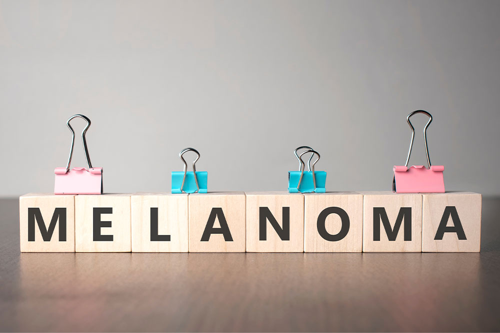 Different ways to manage melanoma and its symptoms