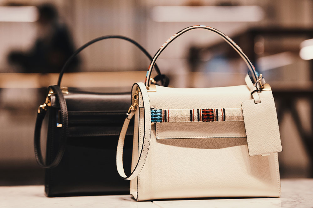 Types of handbags and wallets to consider buying